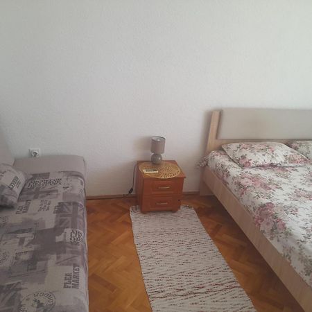 Tina Rooms Улцин Екстериор снимка